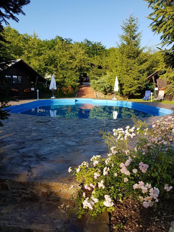 Camping Robinson Country Club Oradea Dış mekan fotoğraf