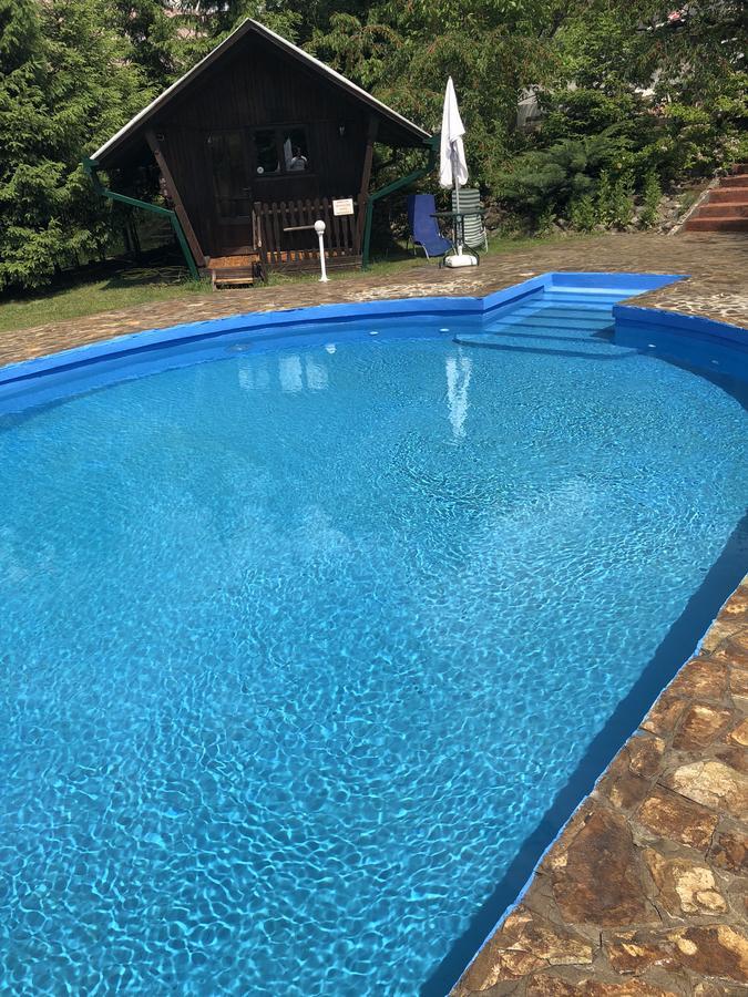 Camping Robinson Country Club Oradea Dış mekan fotoğraf