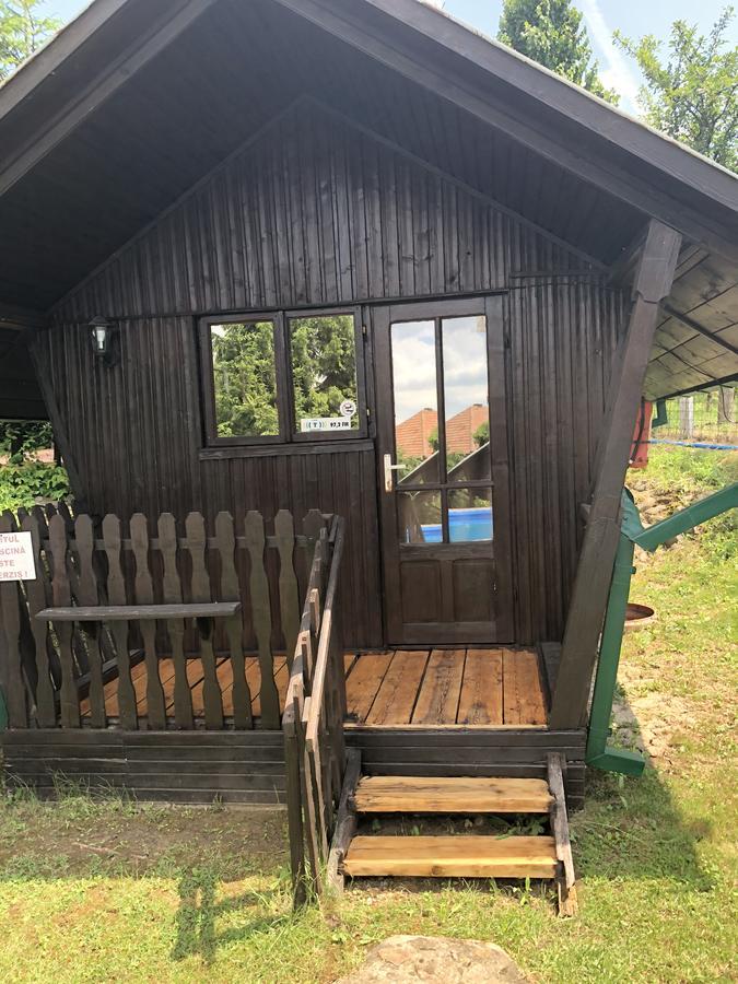 Camping Robinson Country Club Oradea Dış mekan fotoğraf