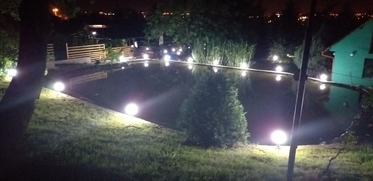 Camping Robinson Country Club Oradea Dış mekan fotoğraf