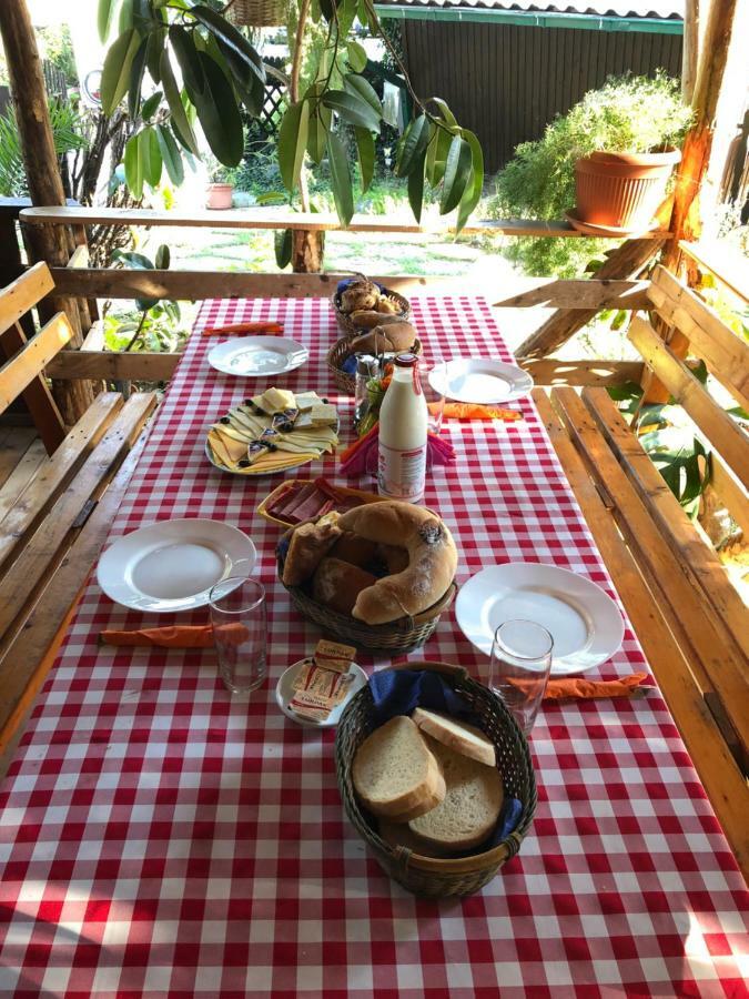 Camping Robinson Country Club Oradea Dış mekan fotoğraf